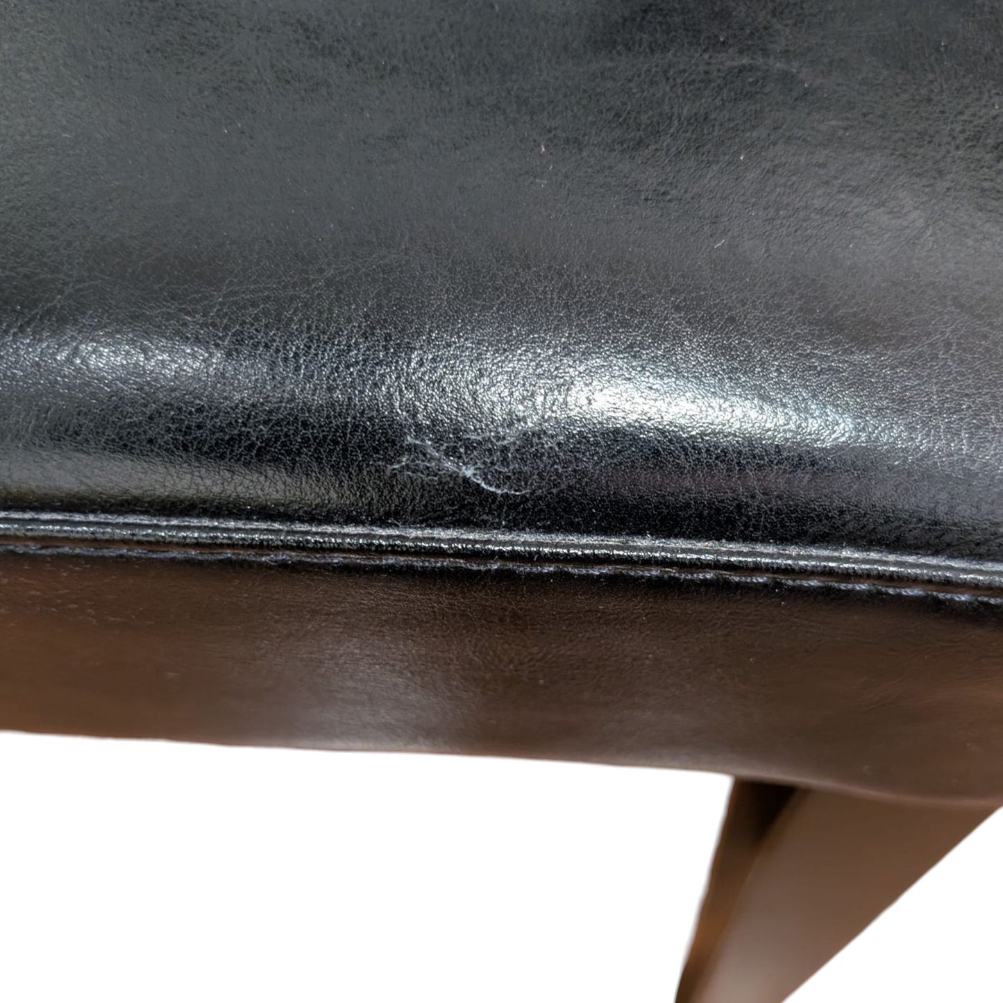 6 hochwertige Stühle in Schwarz aus echtem Leder Art.-Nr. 438