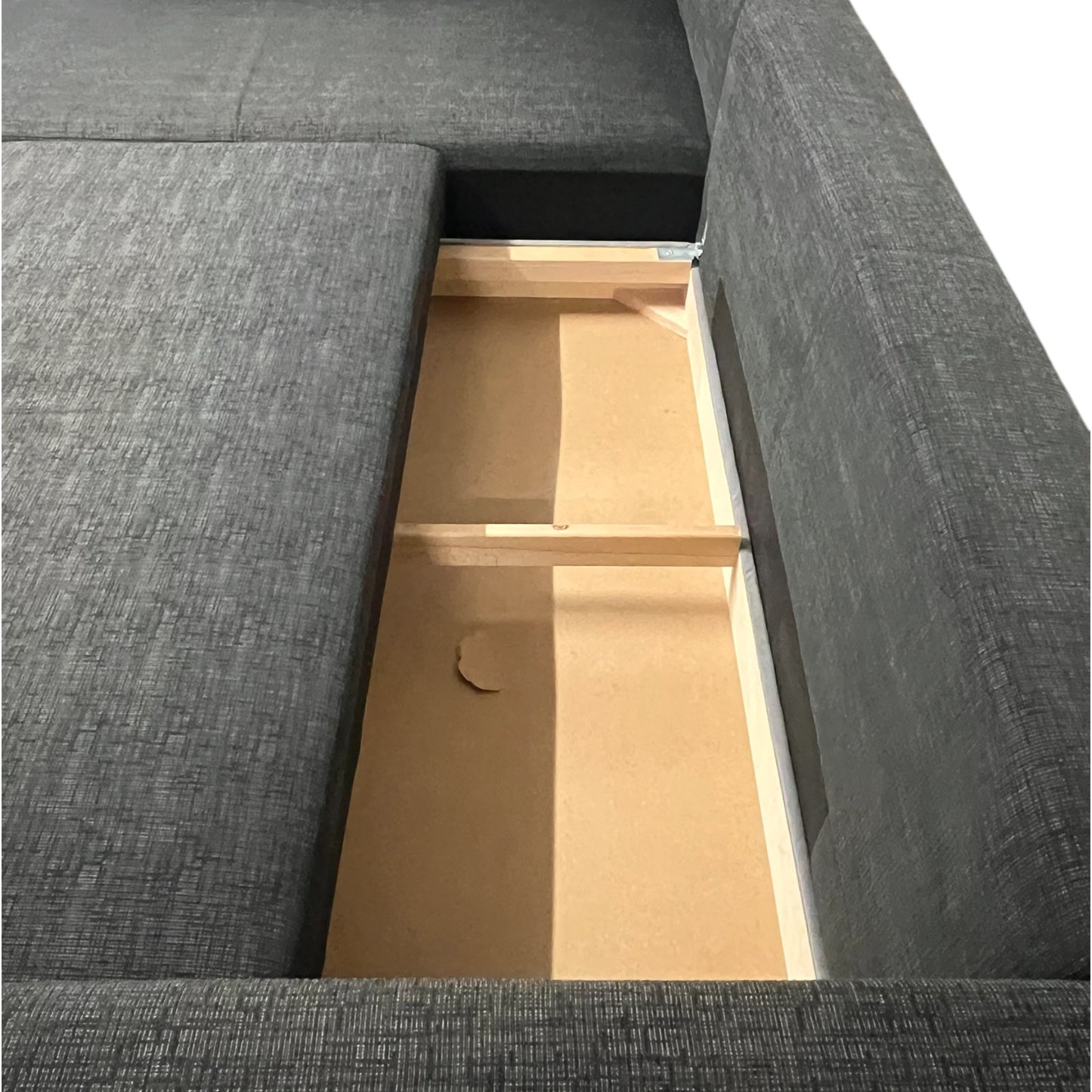 Dunkelgraues Ecksofa mit Bettfunktion und Stauraum Art.-Nr 484