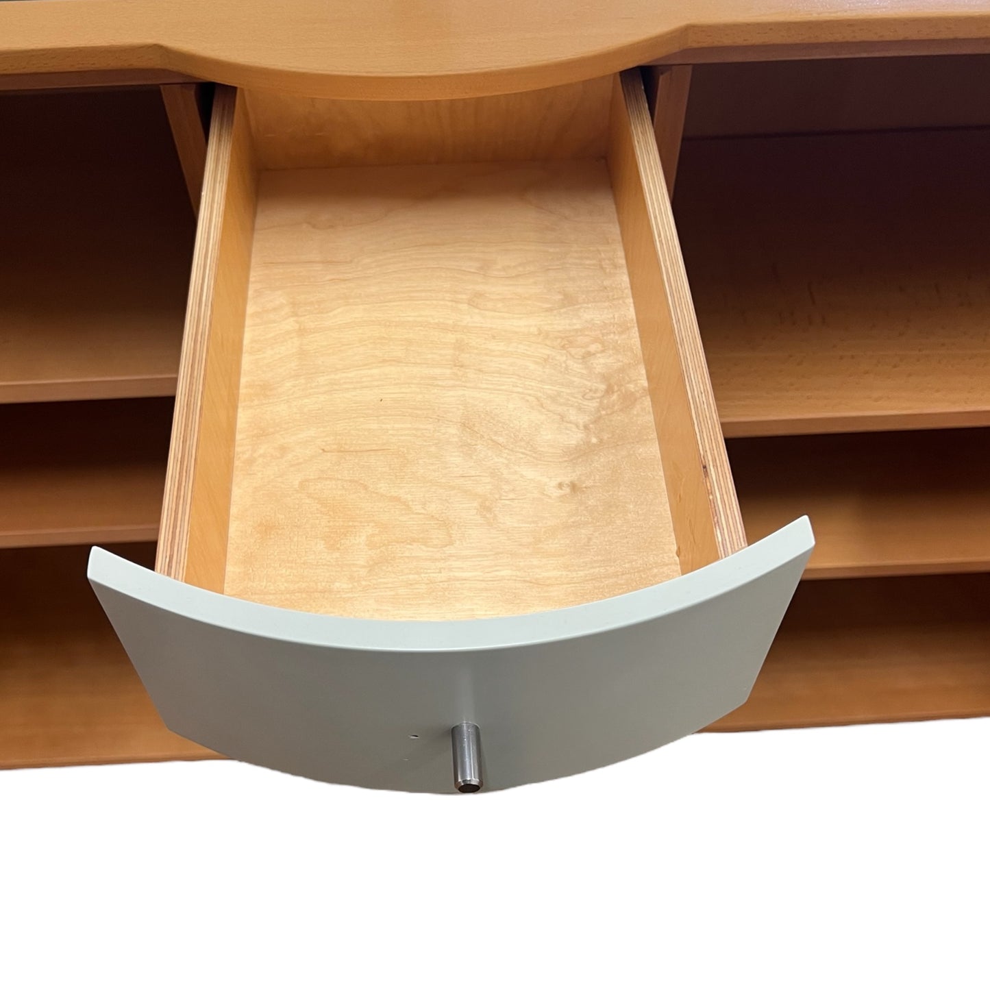Hochwertige Holzkommode mit Glasplatte Art.-Nr. 467