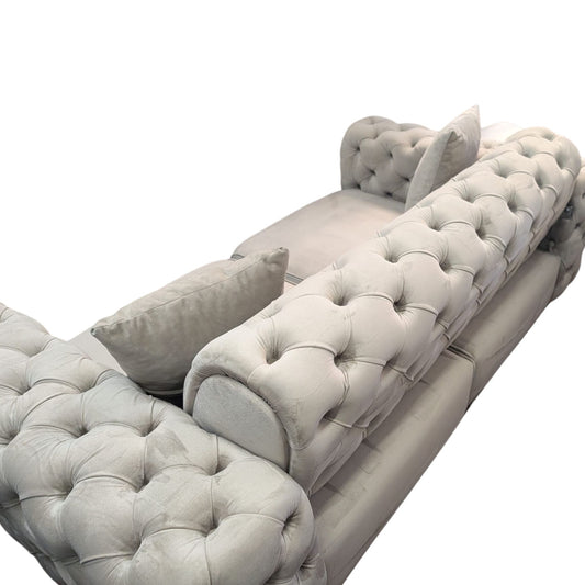 Sofa in Beige (Chesterfield-Design) aus Samt Art.-Nr. 446