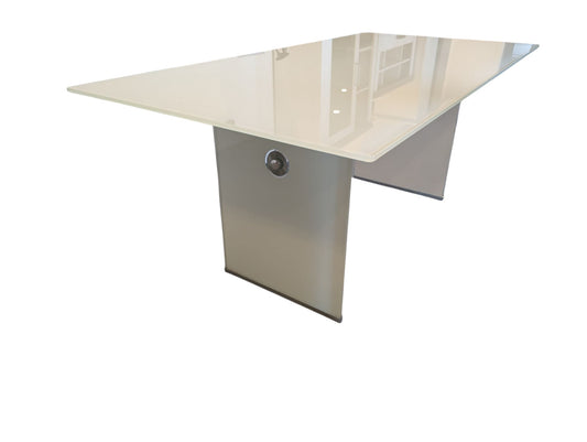 weisser Esstisch aus Glas Art.-Nr.272