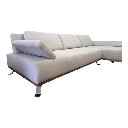 Ecksofa mit Holzdetails von Pfister Art.-Nr. 040