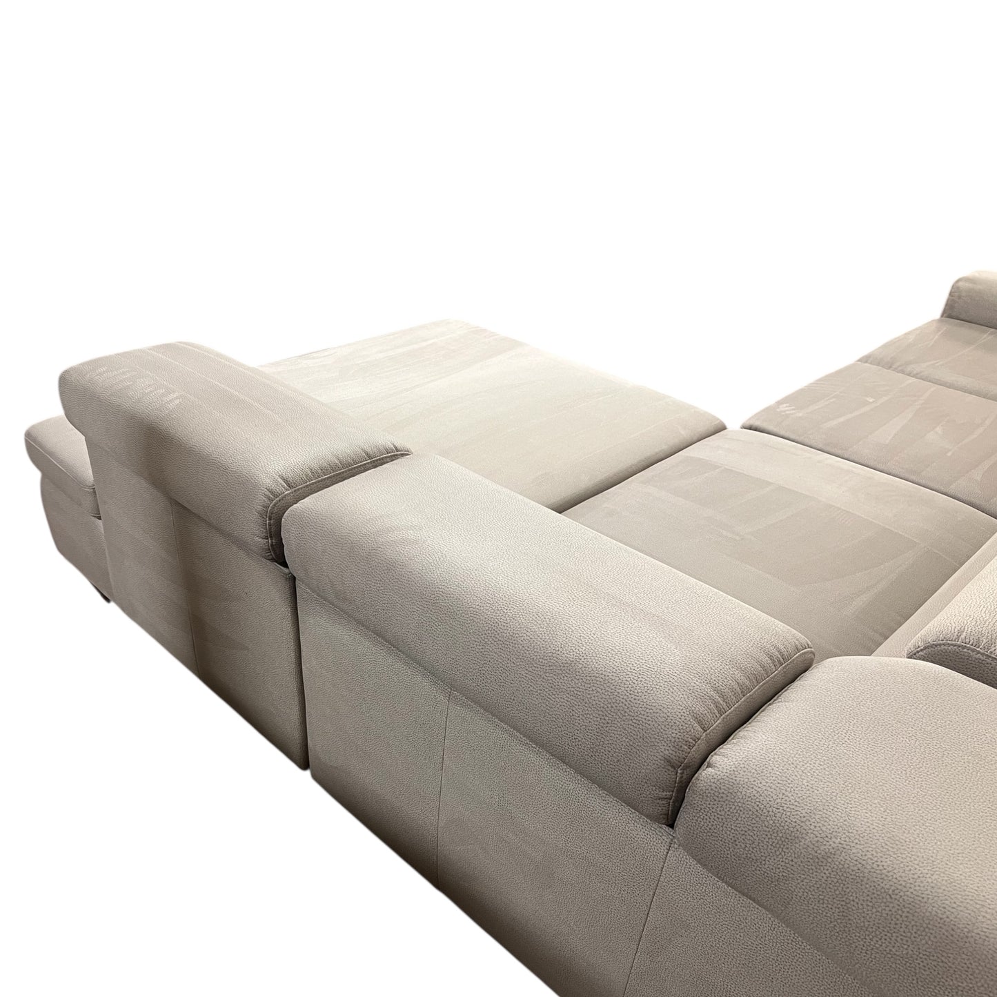 Hochwertiges beiges Ecksofa aus Alcantara von Pfister. Art.-Nr. 529