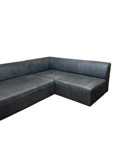 Ecksofa mit ausziehbarer Sitzfläche Art.-Nr. 027