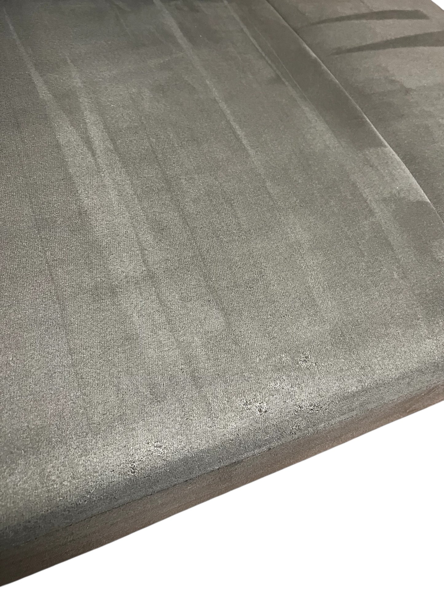 Grosses Ecksofa mit elektrisch verstellbarer Sitzfläche. Art.-Nr. 576