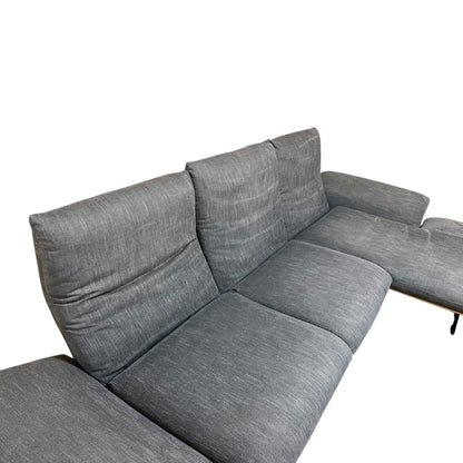 Designer-Ecksofa von Dieter Knoll mit passendem Hocker Art.-Nr. 535