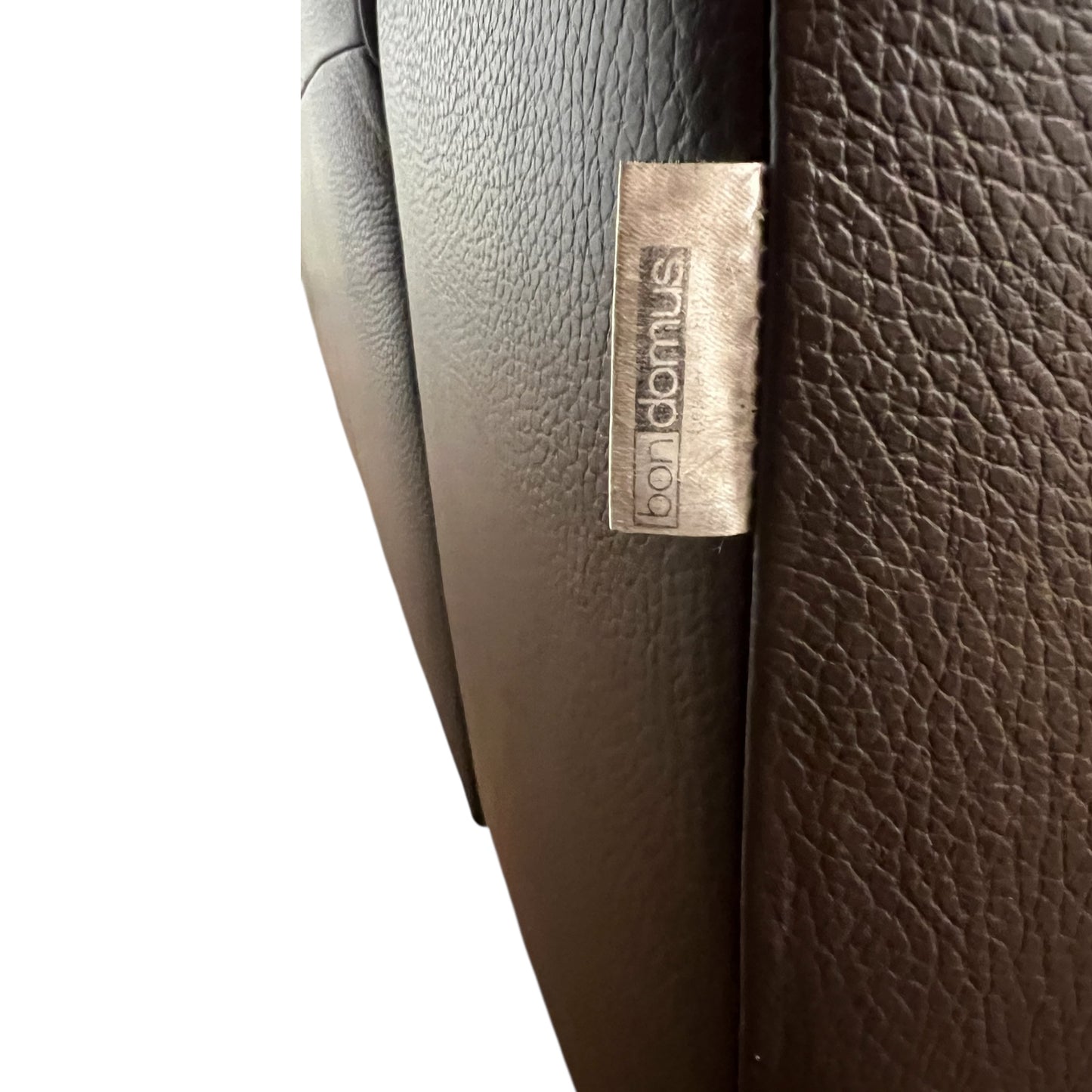 Echtleder-Ecksofa in Braun mit roten Details der Marke Bon Domus Art.-Nr. 541