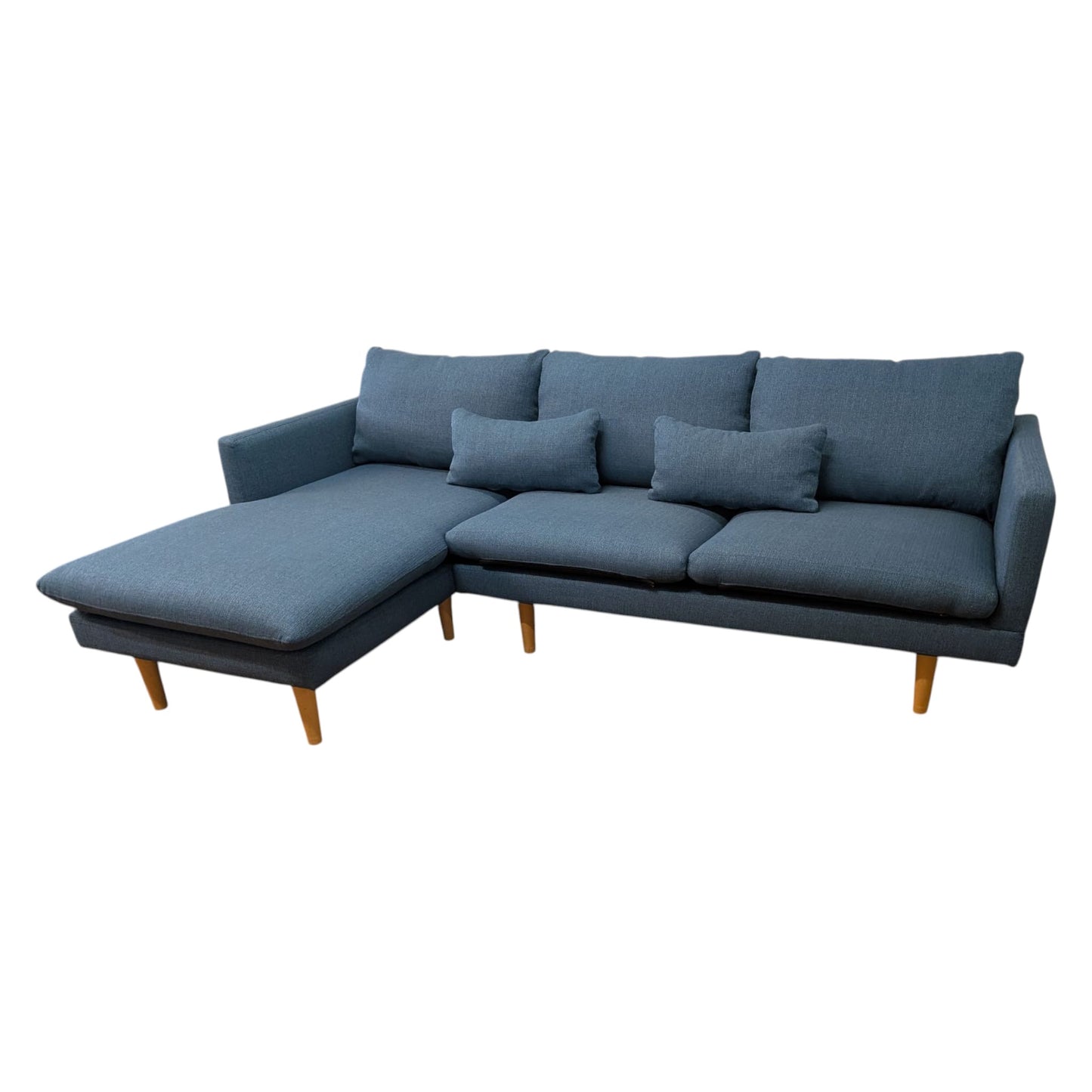Ecksofa in Petrol mit Holzbeinen Art.-Nr. 448