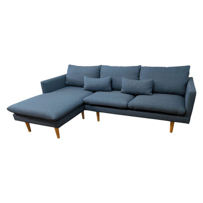 Ecksofa in Petrol mit Holzbeinen Art.-Nr. 448