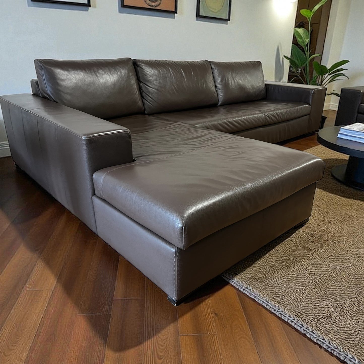 Ecksofa von ArtaNova Switzerland aus echtem Leder Art.-Nr. 501