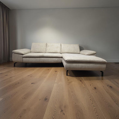 Hochwertiges Ecksofa in Beige von Dieter Knoll. Art.-Nr. 041