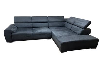Grosses Ecksofa mit elektrisch verstellbarer Sitzfläche. Art.-Nr. 576