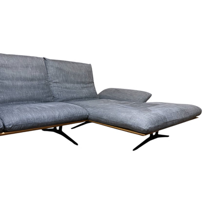 Designer-Ecksofa von Dieter Knoll mit passendem Hocker Art.-Nr. 535