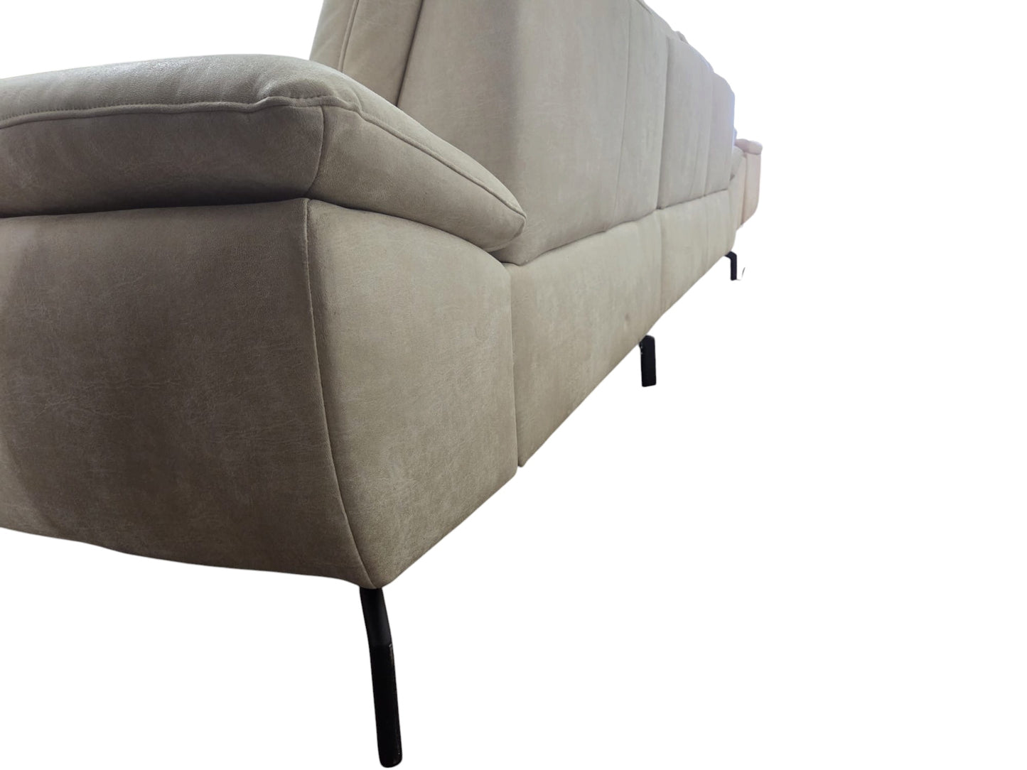 Hochwertiges Ecksofa in Beige von Dieter Knoll. Art.-Nr. 041