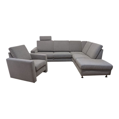 Ecksofa mit passendem Sessel von Akador. Art.-Nr. 441