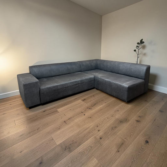 Ecksofa mit ausziehbarer Sitzfläche Art.-Nr. 027