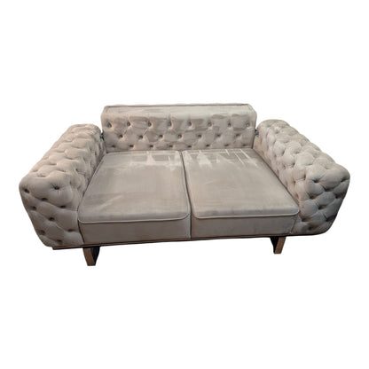Sofa in Beige (Chesterfield-Design) aus Samt Art.-Nr. 446