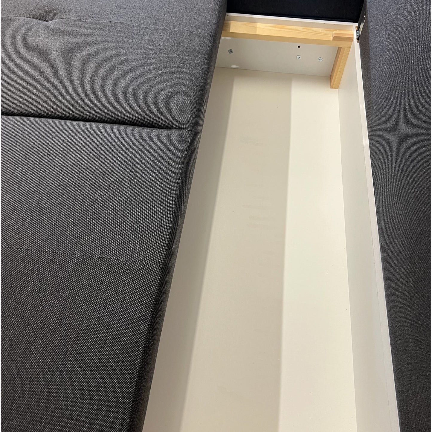 Ecksofa in Grau mit Bettfunktion und Stauraum Art.-Nr. 505