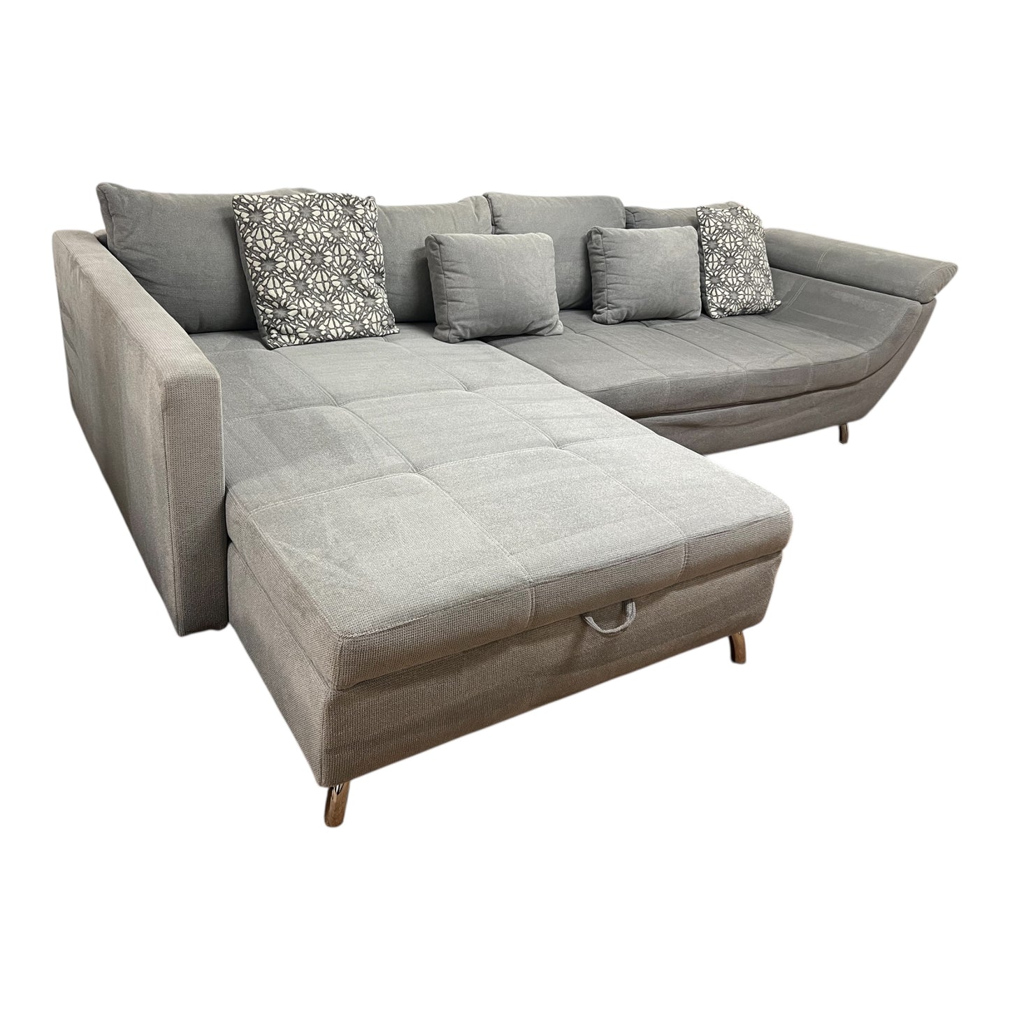 Ecksofa mit verstellbaren Armlehnen. Art.-Nr. 550