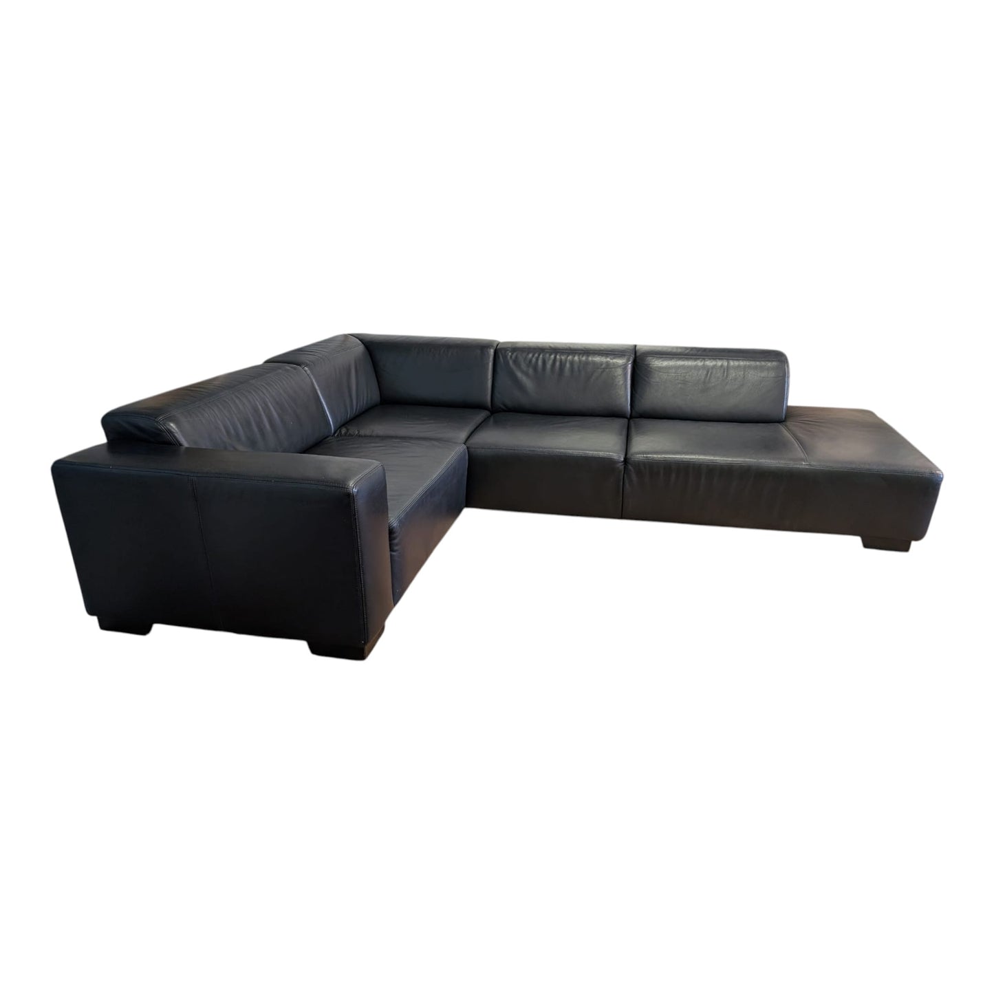 Schwarzes Ecksofa aus echtem Leder von E. Schilling. Art.-Nr. 418