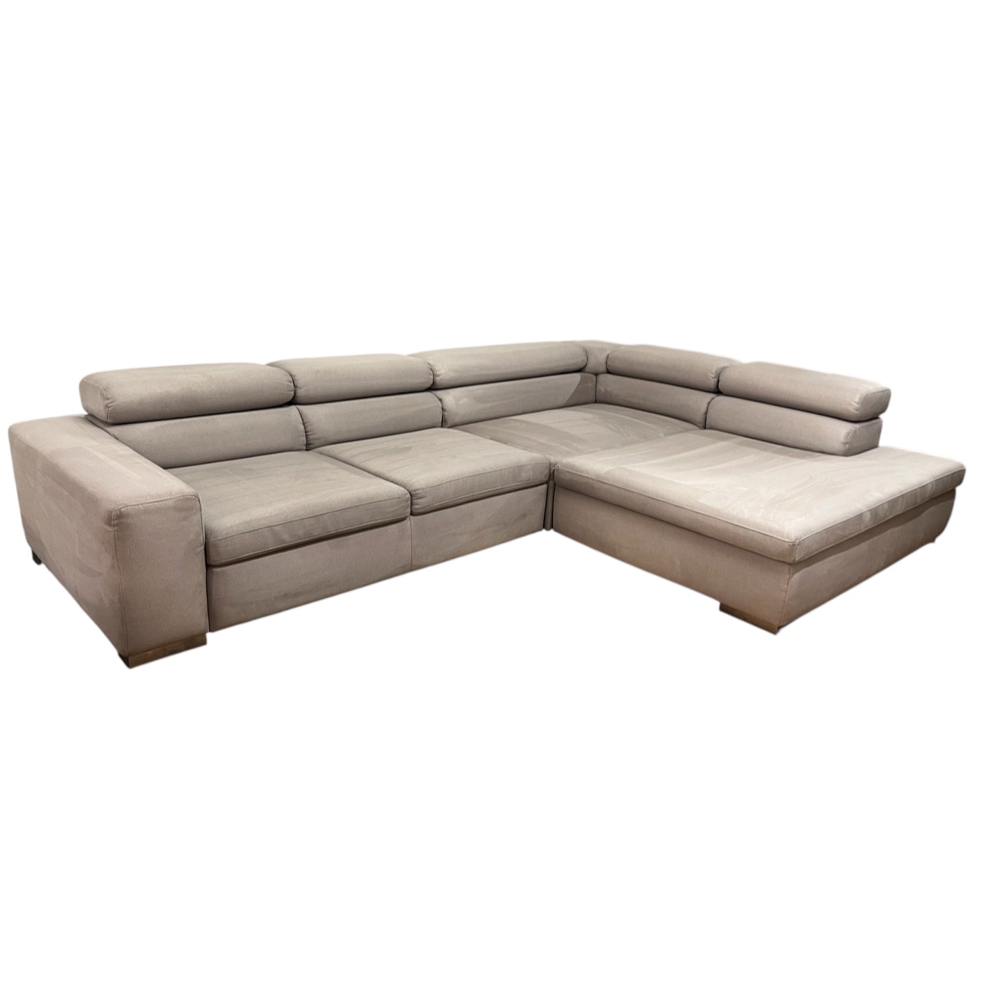 Hochwertiges beiges Ecksofa aus Alcantara von Pfister. Art.-Nr. 529