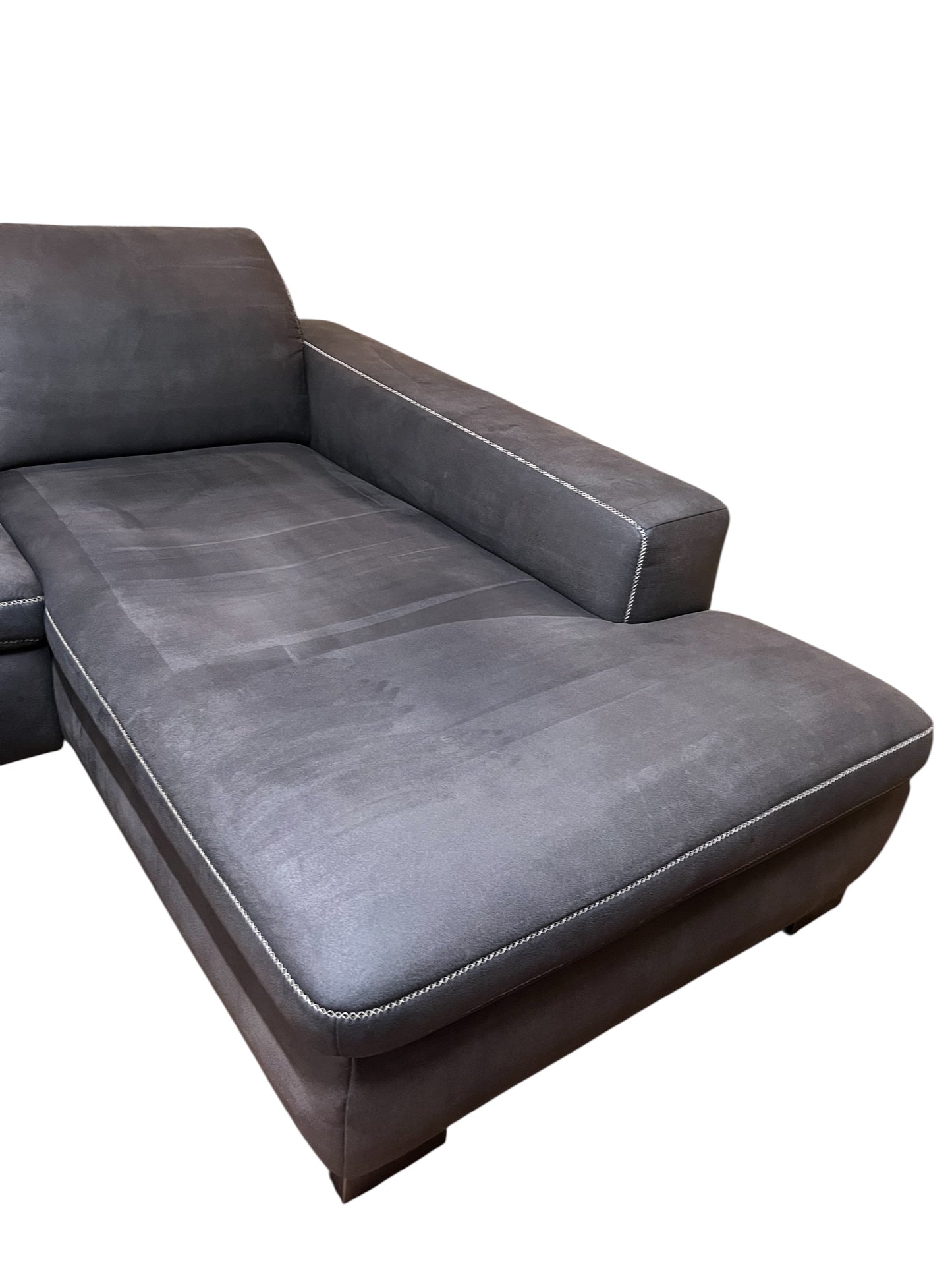 Hochwertiges Ecksofa aus Alcantara mit verstellbaren Kopfstützen Art.-Nr. 586
