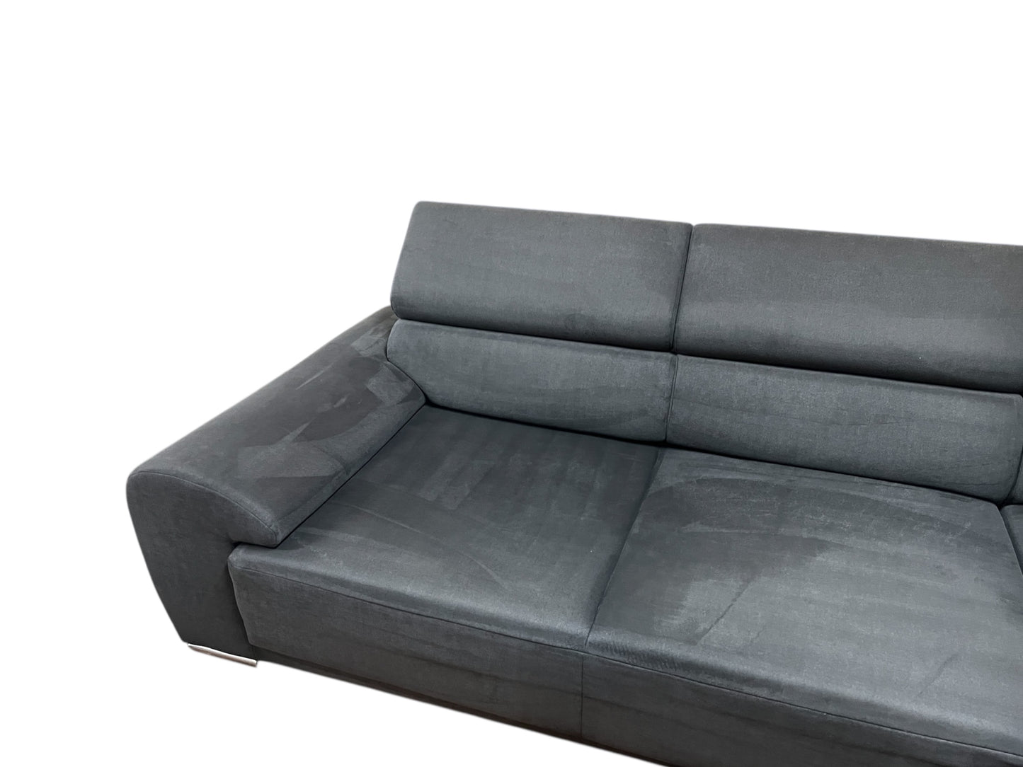 Grosses Ecksofa mit elektrisch verstellbarer Sitzfläche. Art.-Nr. 576