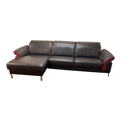 Echtleder-Ecksofa in Braun mit roten Details der Marke Bon Domus Art.-Nr. 541