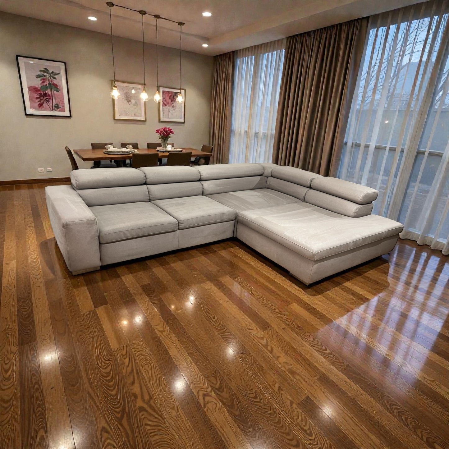 Hochwertiges beiges Ecksofa aus Alcantara von Pfister. Art.-Nr. 529