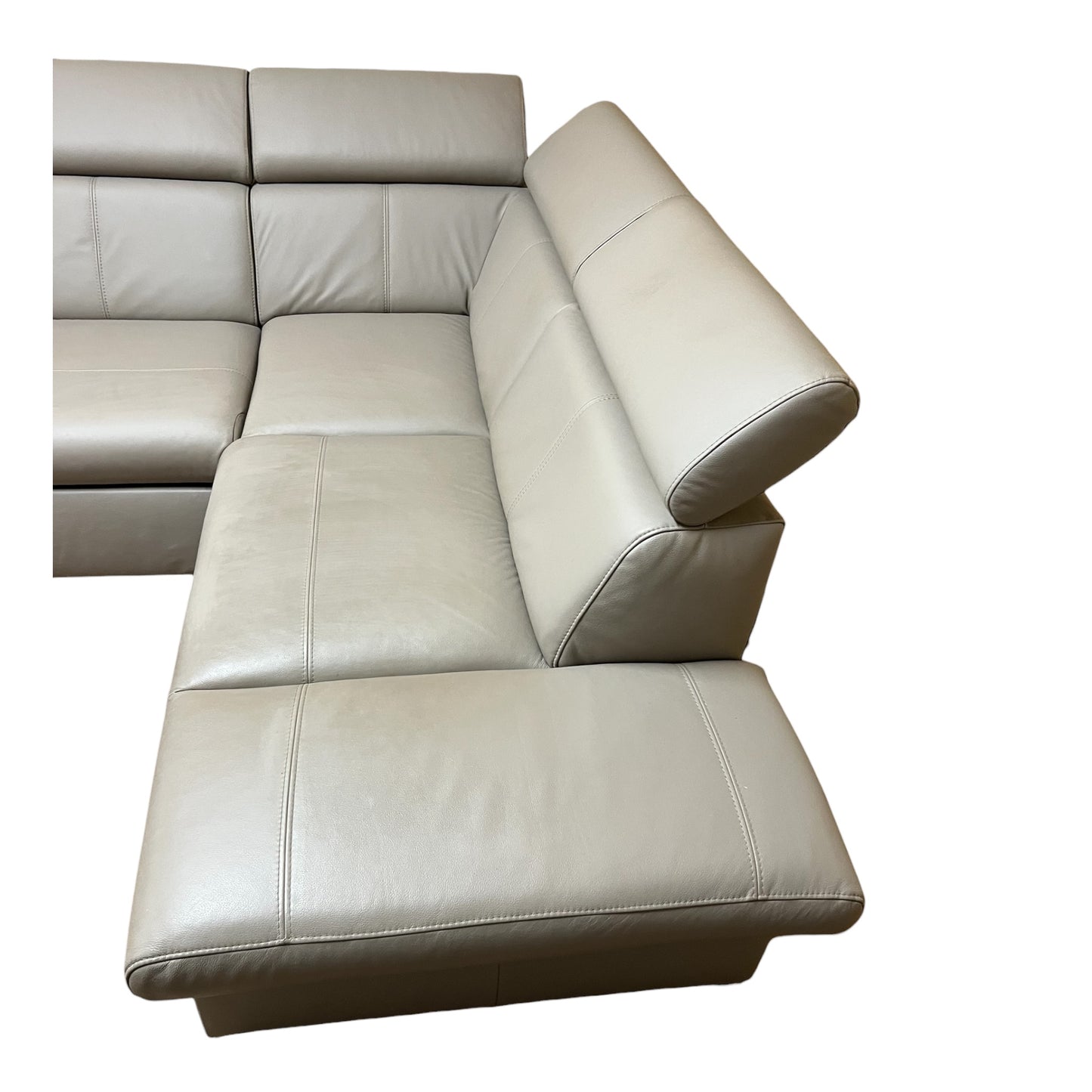 Beiges Echtleder-Ecksofa mit Bettfunktion Art.-Nr 542