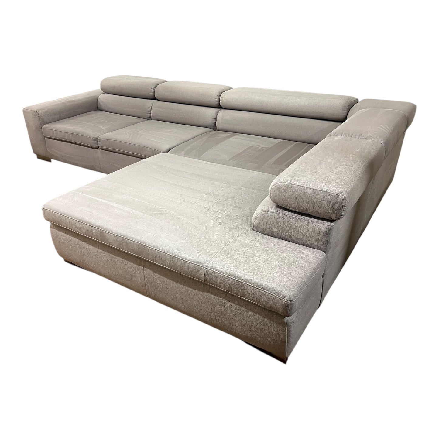 Hochwertiges beiges Ecksofa aus Alcantara von Pfister. Art.-Nr. 529