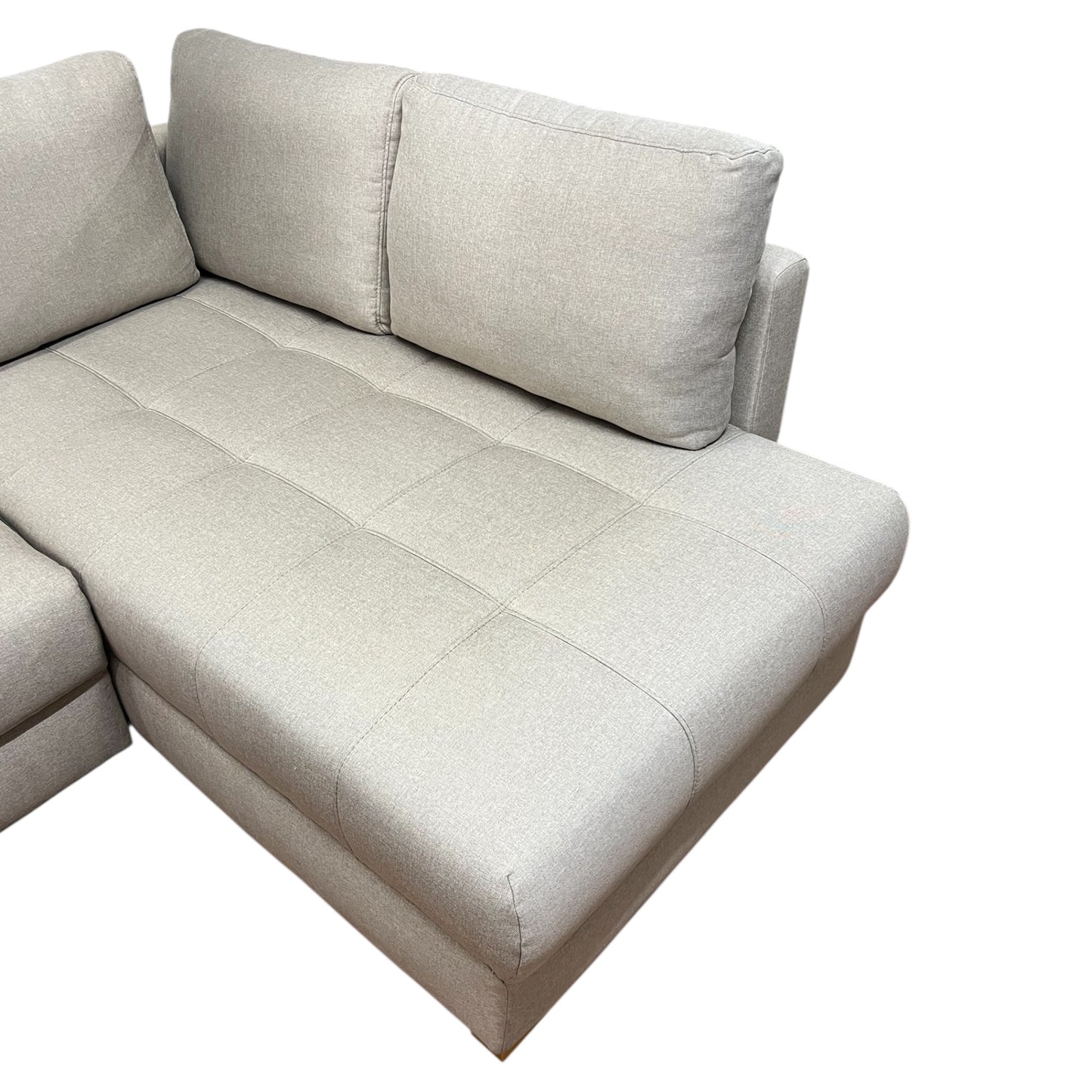 Das Sofa verfügt über Stauraum und eine Bettfunktion Art.-Nr. 522