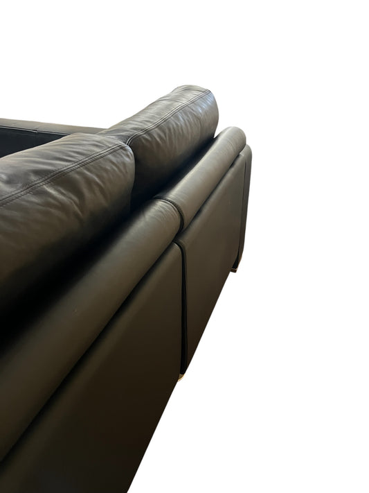 Hochwertiges Echtleder-Ecksofa in Schwarz von Linie C Art.-Nr. 593
