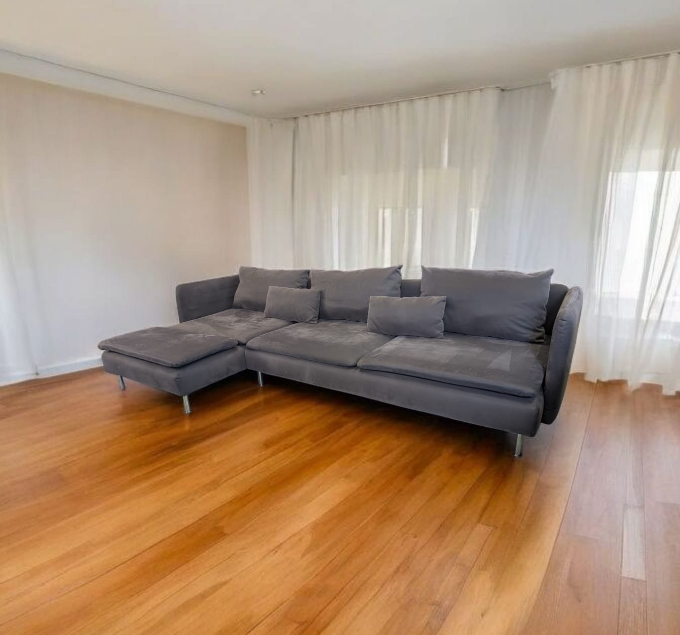 Graues Ecksofa SÖDERHAMN von IKEA Art.-Nr.212
