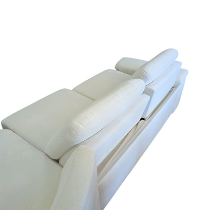 Weisses Ecksofa mit Holzbeinen Art.-Nr. 366