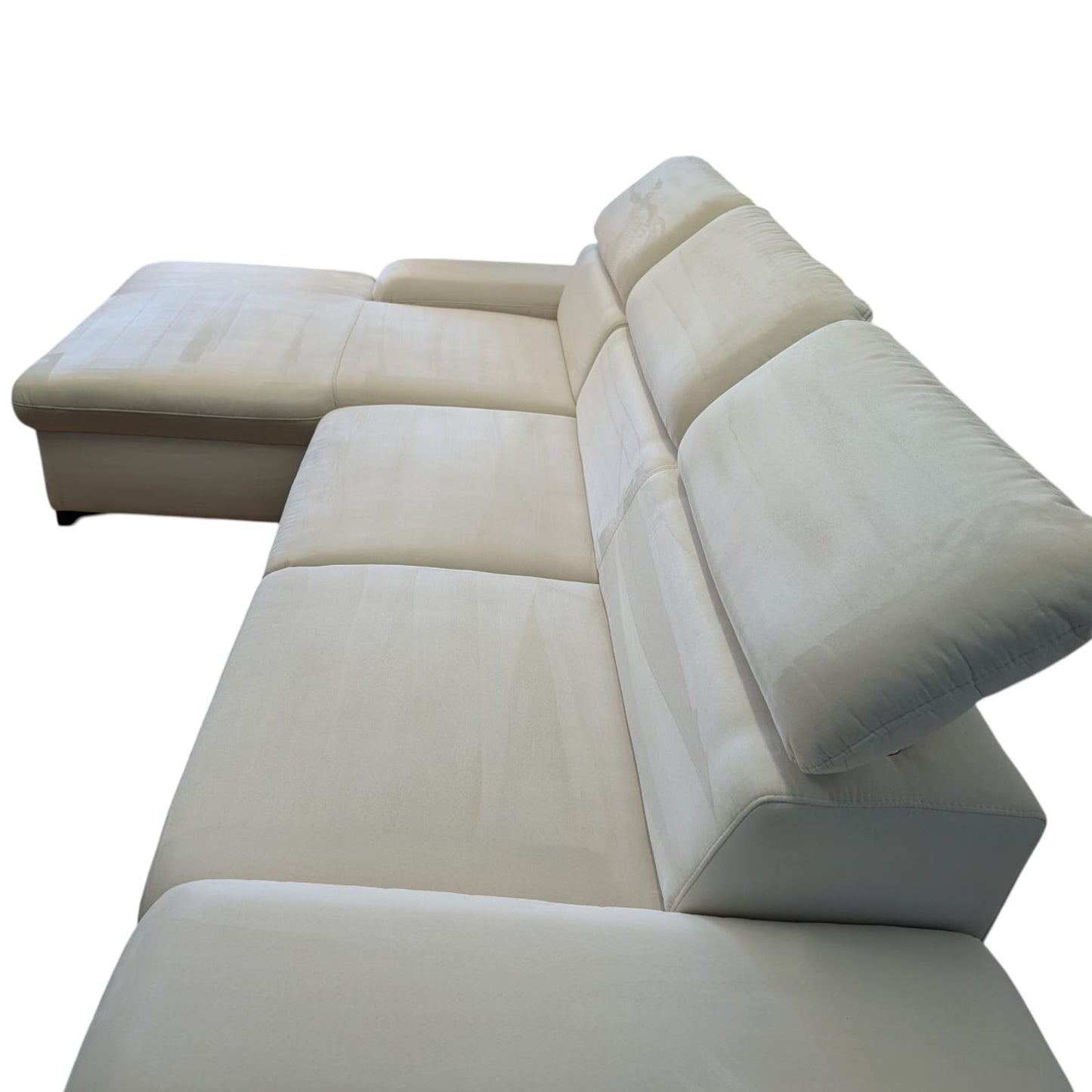 Ecksofa in Beige mit verstellbaren Kopfstützen Art.-Nr. 393