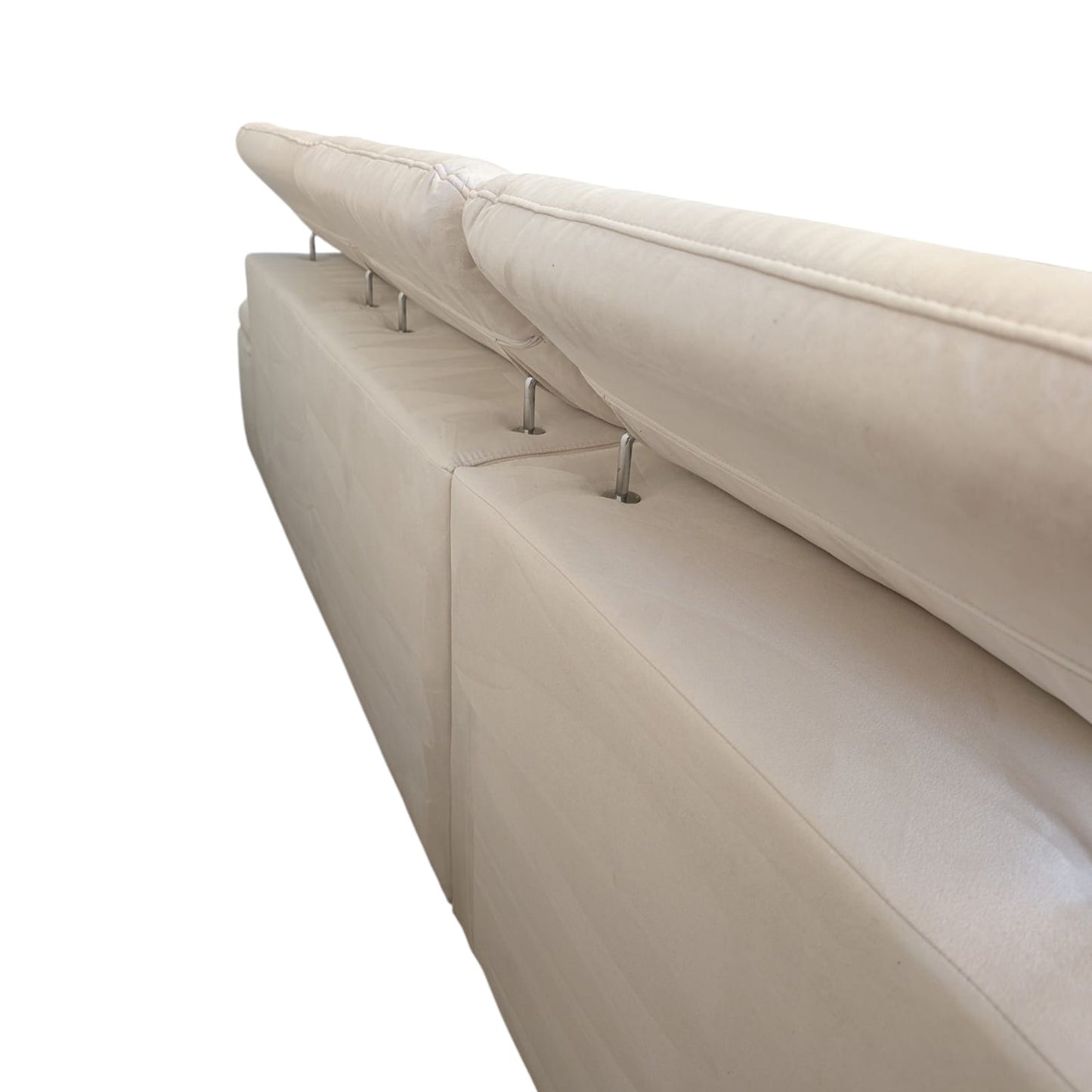 Ecksofa in Beige mit verstellbaren Kopfstützen Art.-Nr. 393