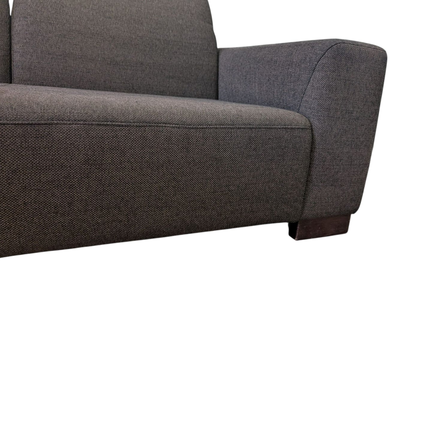 Hochwertiges Ecksofa in Dunkelbraun mit Holzbeinen. Art.-Nr. 391
